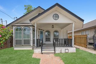 6739 Avenue O, Houston, TX 77011