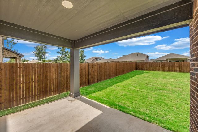 4520 Mill Falls Drive, Fort Worth, TX 76036
