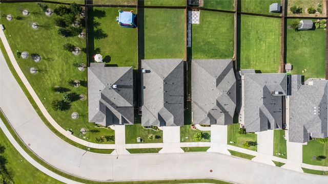 4520 Mill Falls Drive, Fort Worth, TX 76036