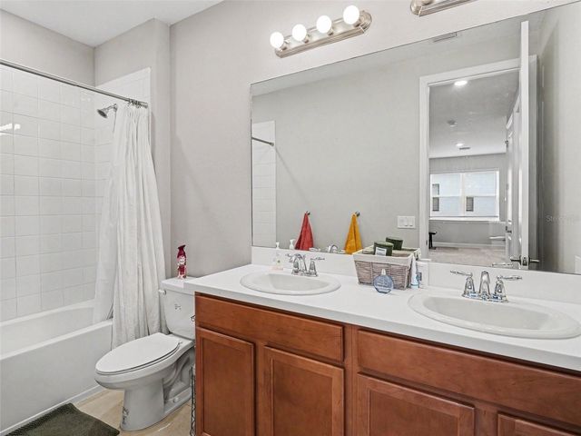 5461 SUMMIT GLEN, Bradenton, FL 34203