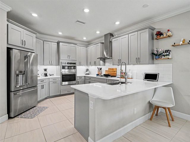 5461 SUMMIT GLEN, Bradenton, FL 34203