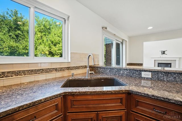 3779 Windyhollow Way, Mason, OH 45040