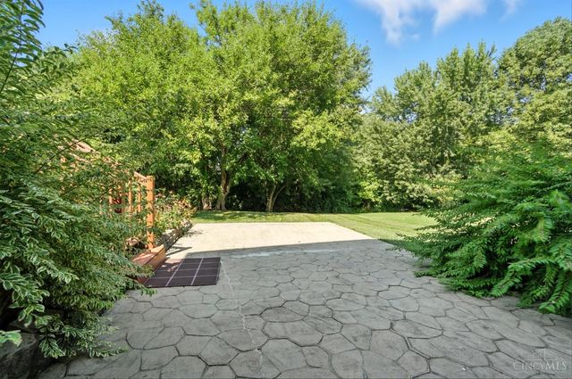 3779 Windyhollow Way, Mason, OH 45040