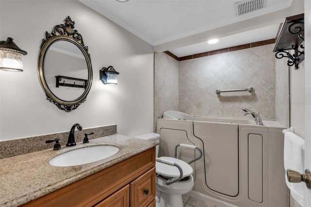 3107 WINDRUSH BOURNE, Sarasota, FL 34235