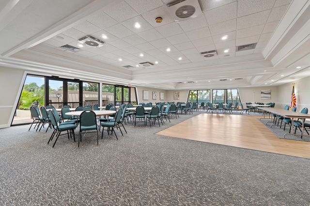 1800 SE Saint Lucie Boulevard 7-201, Stuart, FL 34996