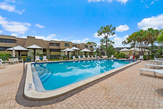 1800 SE Saint Lucie Boulevard 7-201, Stuart, FL 34996