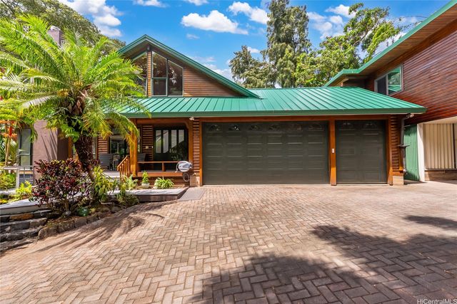 3702 Old Pali Road, Honolulu, HI 96817