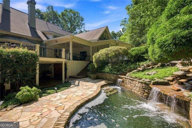 7560 Bridgegate Court, Sandy Springs, GA 30350