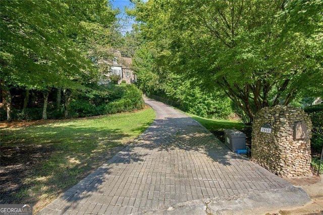 7560 Bridgegate Court, Sandy Springs, GA 30350