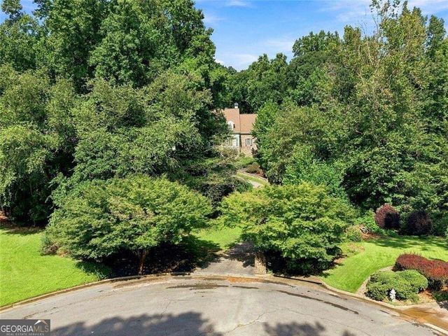 7560 Bridgegate Court, Sandy Springs, GA 30350