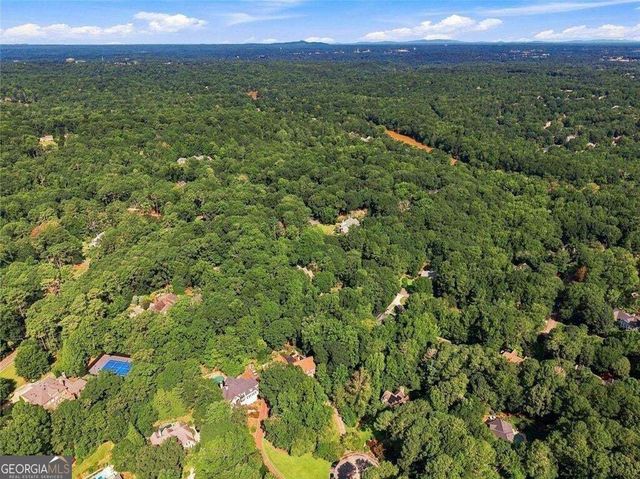 7560 Bridgegate Court, Sandy Springs, GA 30350