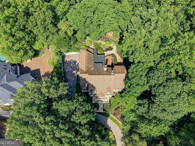 7560 Bridgegate Court, Sandy Springs, GA 30350