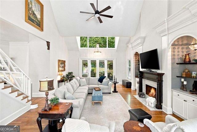 7560 Bridgegate Court, Sandy Springs, GA 30350