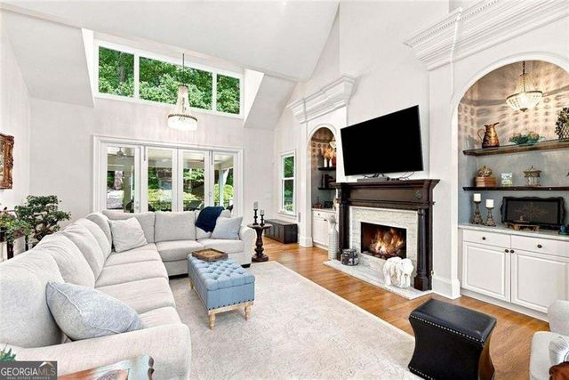 7560 Bridgegate Court, Sandy Springs, GA 30350