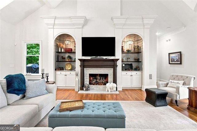 7560 Bridgegate Court, Sandy Springs, GA 30350