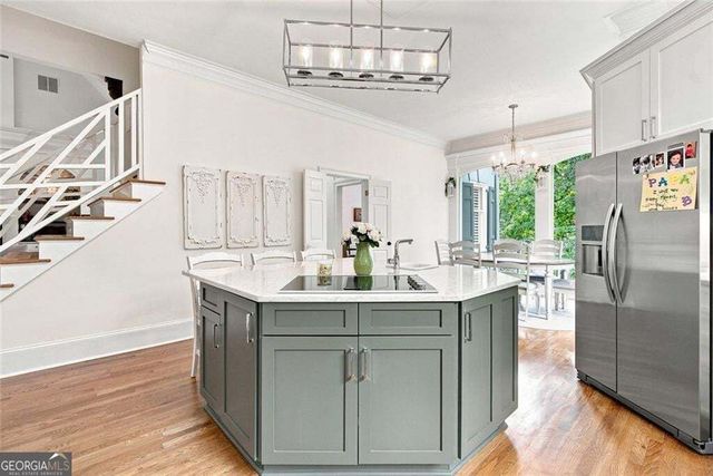 7560 Bridgegate Court, Sandy Springs, GA 30350