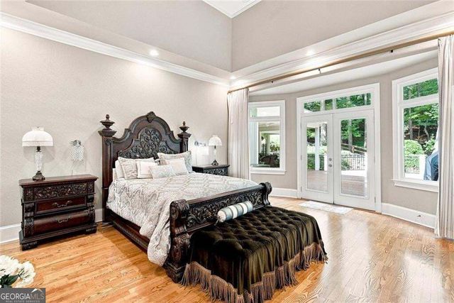 7560 Bridgegate Court, Sandy Springs, GA 30350