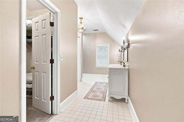 7560 Bridgegate Court, Sandy Springs, GA 30350
