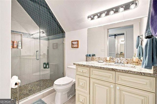7560 Bridgegate Court, Sandy Springs, GA 30350