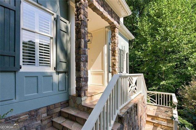 7560 Bridgegate Court, Sandy Springs, GA 30350