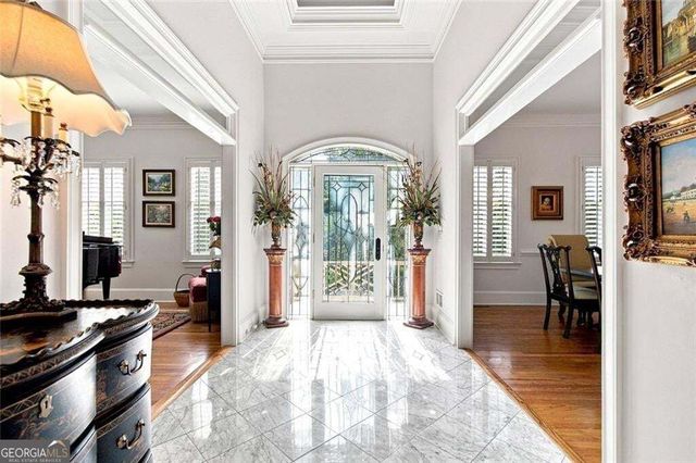 7560 Bridgegate Court, Sandy Springs, GA 30350