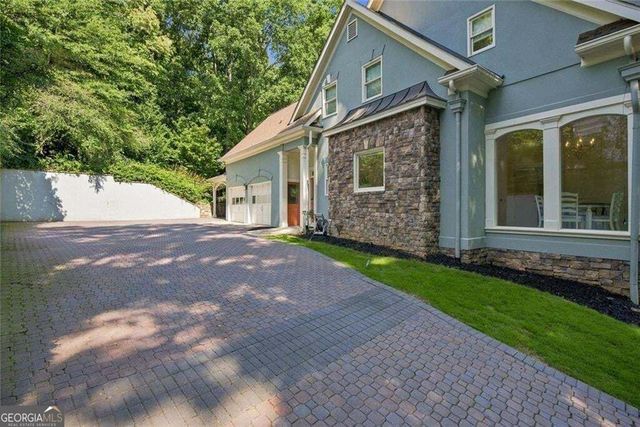7560 Bridgegate Court, Sandy Springs, GA 30350