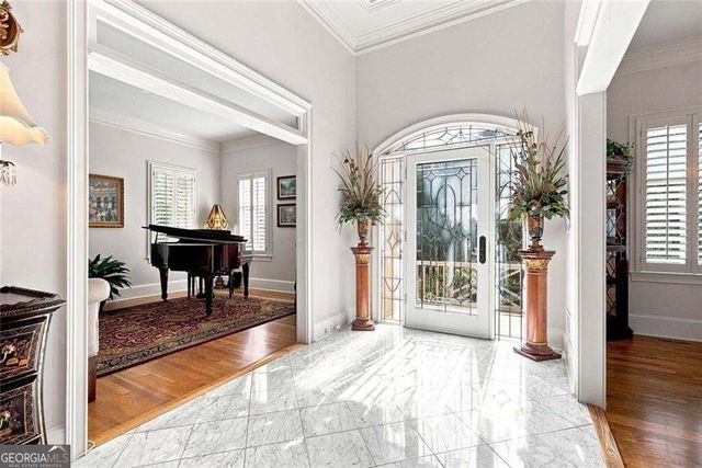 7560 Bridgegate Court, Sandy Springs, GA 30350