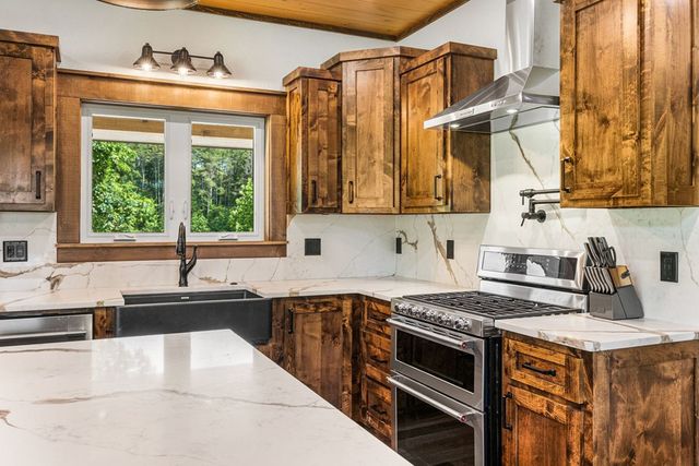184 Nature Valley Trail, Murphy, NC 28906