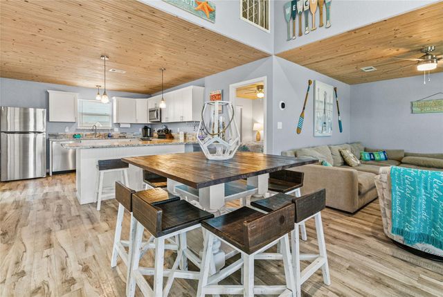 1206 Surf Drive, Surfside Beach, TX 77541