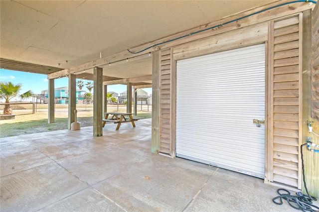 1206 Surf Drive, Surfside Beach, TX 77541