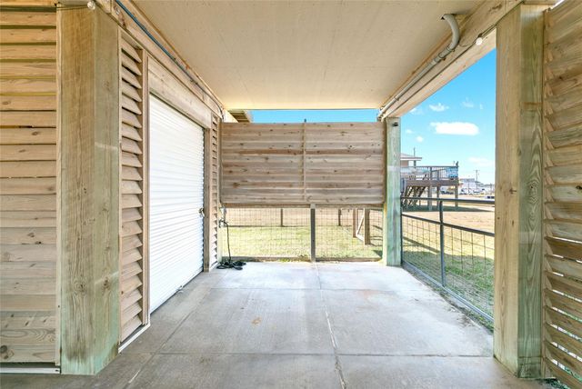 1206 Surf Drive, Surfside Beach, TX 77541