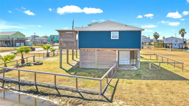 1206 Surf Drive, Surfside Beach, TX 77541