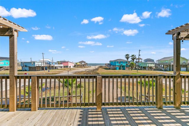 1206 Surf Drive, Surfside Beach, TX 77541