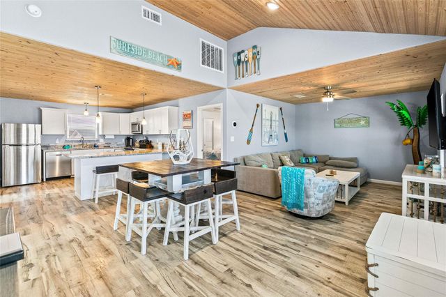 1206 Surf Drive, Surfside Beach, TX 77541