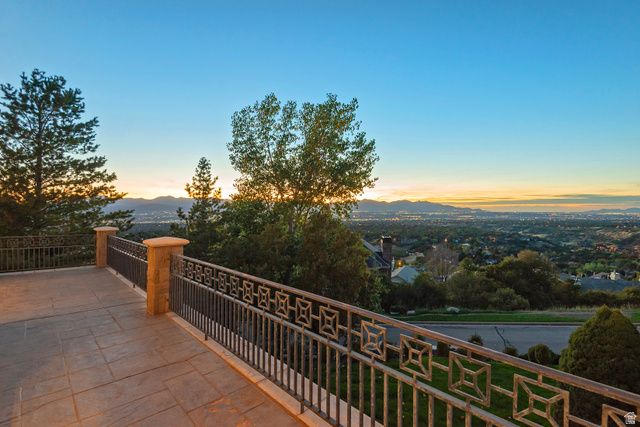 3222 E EAGLE VIEW CIR, Sandy, UT 84092