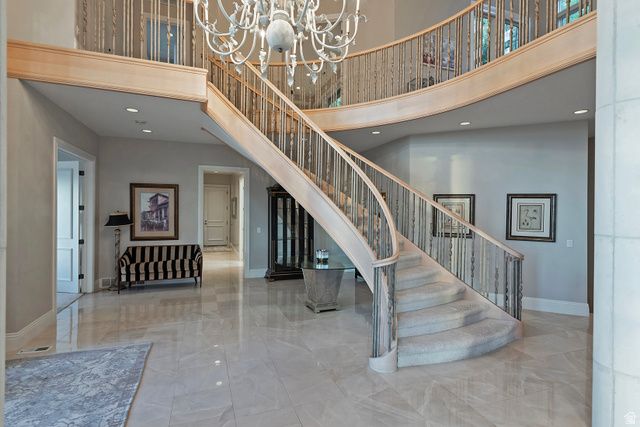3222 E EAGLE VIEW CIR, Sandy, UT 84092