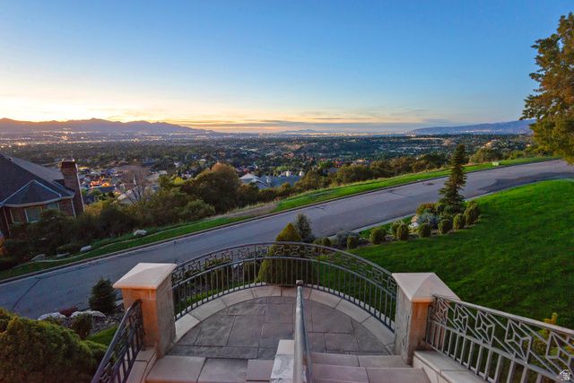 3222 E EAGLE VIEW CIR, Sandy, UT 84092