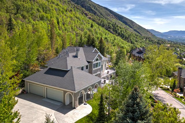 3222 E EAGLE VIEW CIR, Sandy, UT 84092