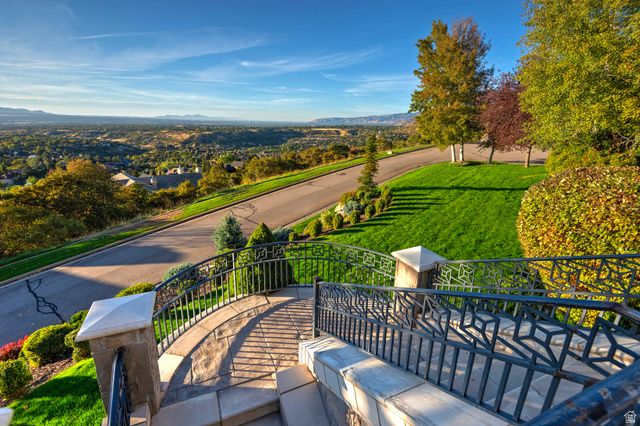 3222 E EAGLE VIEW CIR, Sandy, UT 84092