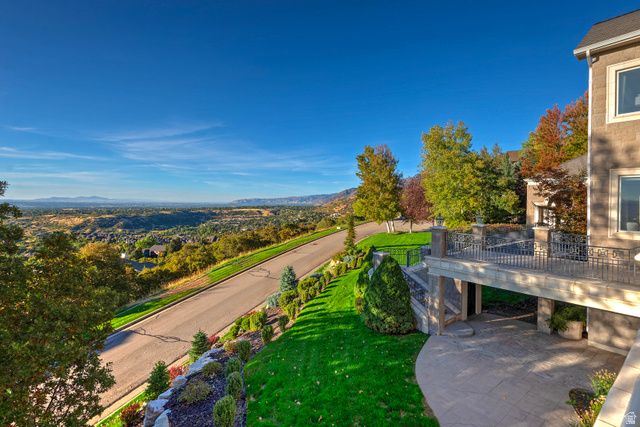 3222 E EAGLE VIEW CIR, Sandy, UT 84092