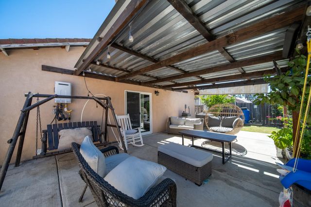 4583 E Harvest Rd, Acampo, CA 95220