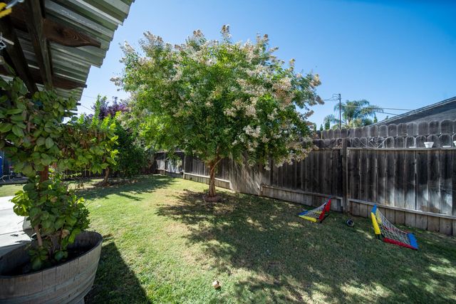4583 E Harvest Rd, Acampo, CA 95220