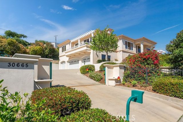 30665 Palos Verdes Dr. E, Rancho Palos Verdes, CA 90275