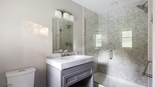 40 Old Army Rd, Bernardsville Boro, NJ 07924