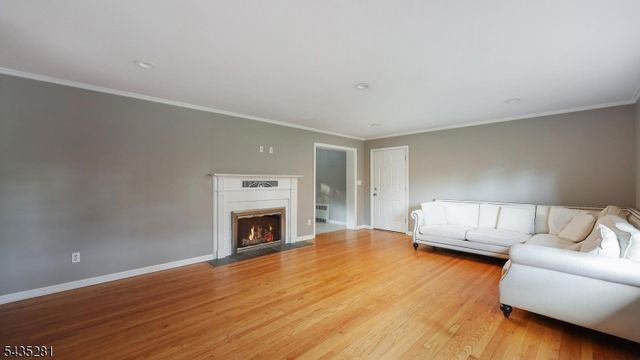 40 Old Army Rd, Bernardsville Boro, NJ 07924