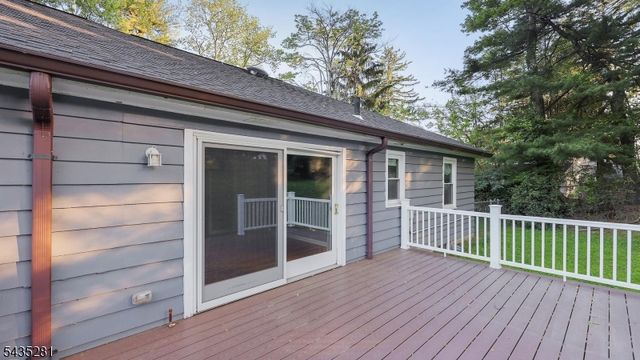40 Old Army Rd, Bernardsville Boro, NJ 07924