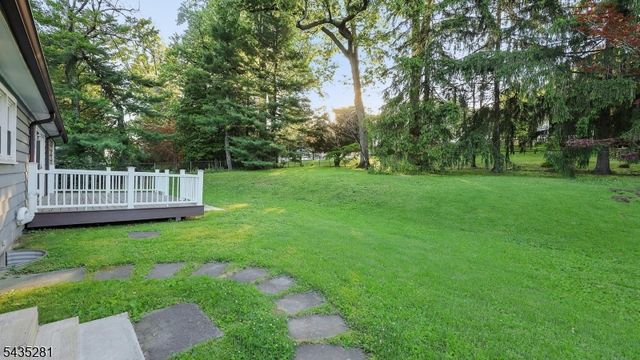 40 Old Army Rd, Bernardsville Boro, NJ 07924
