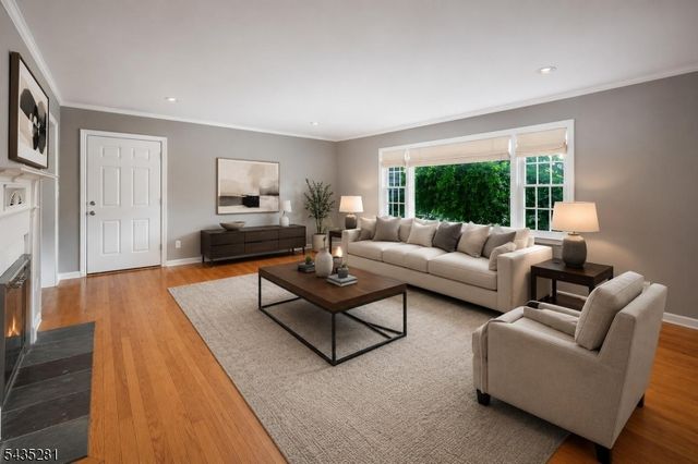 40 Old Army Rd, Bernardsville Boro, NJ 07924