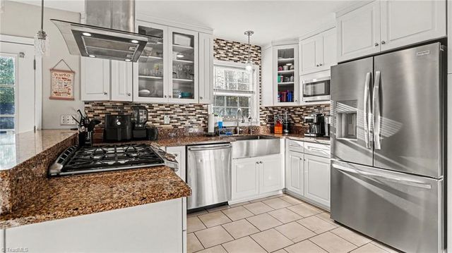 97 Red Bud Lane, Thomasville, NC 27360