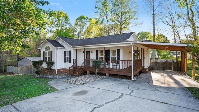 97 Red Bud Lane, Thomasville, NC 27360